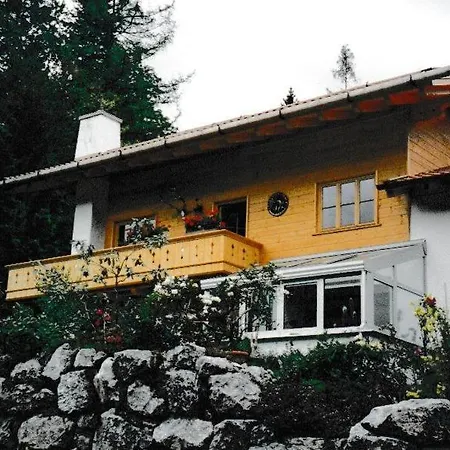 Am Bergfeld Apartment