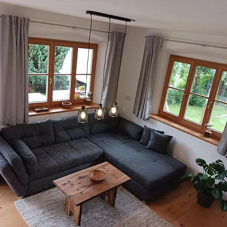 Am Bergfeld Apartment *